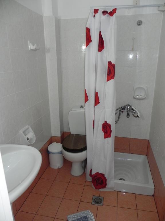 Konstantinos Apartments Agia Efimia Quarto foto